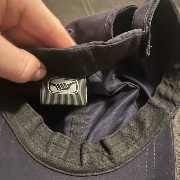 Hang Ten Hang Loose Hat - Picture 6 of 6